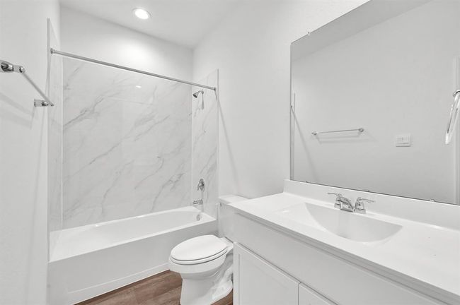 *Images and 3D tour are for illustration only and options may vary from home as built. | Image 25
