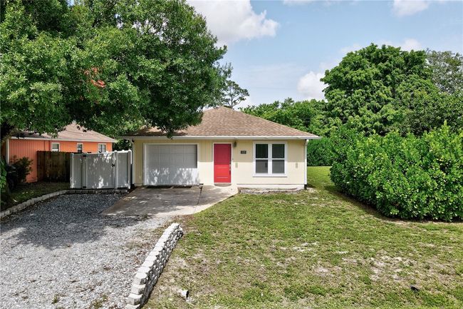 2225 86 Th Dr, House other with 2 bedrooms, 2 bathrooms and null parking in Vero Beach FL | Image 4