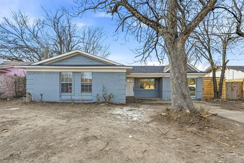 373 S Nachita Drive, Dallas, TX, 75217 | Card Image