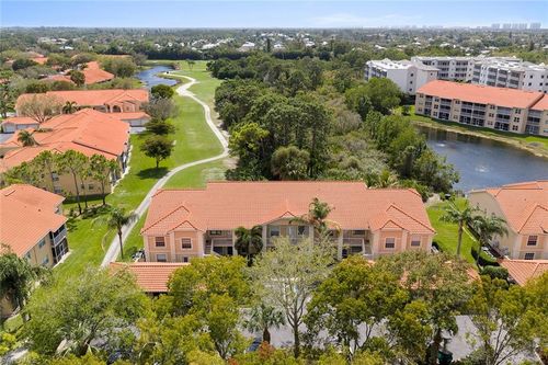 203-26670 Rosewood Pointe Dr, BONITA SPRINGS, FL, 34135-7554 | Card Image