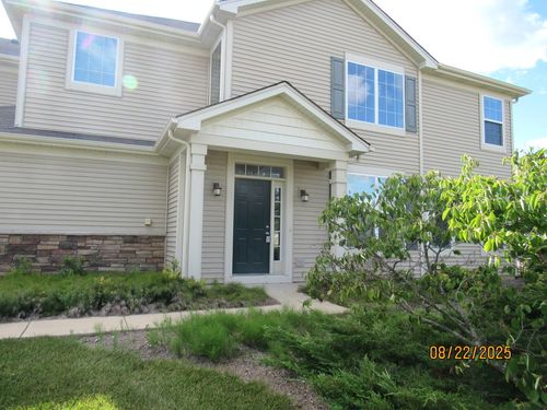 410 S Jade Ln, Round Lake, IL, 60073-8162 | Card Image