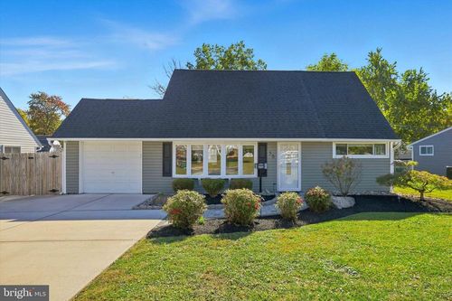 38 Violet Rd, LEVITTOWN, PA, 19057-4223 | Card Image