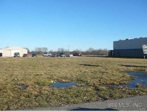 1302 N Market St, Sparta, IL, 62286-1048 | Card Image