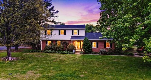 300 Pelham Dr, WAYNESBORO, VA, 22980-1511 | Card Image