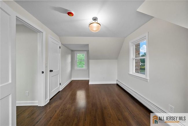 16 Lakeside Dr S, House other with 4 bedrooms, 3 bathrooms and null parking in Piscataway NJ | Image 21