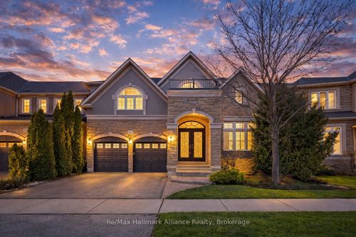 247 Beechtree Cres, Oakville, ON, L6L0A5 | Card Image