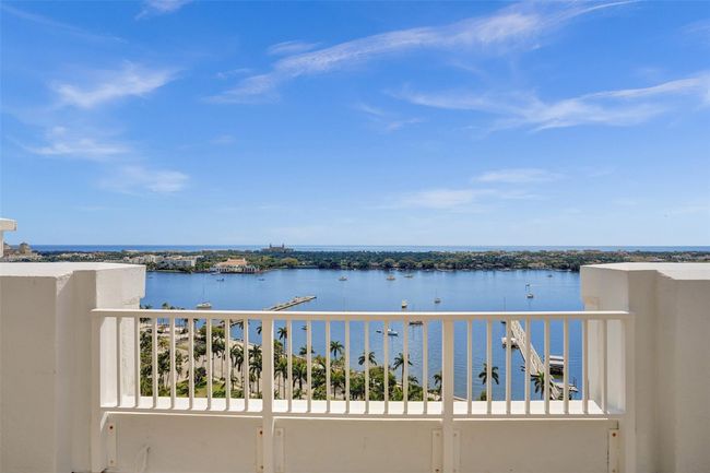 Roof Top Deck East View | Image 26