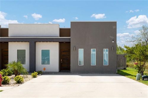 1621 W B St, Mission, TX, 78572-0075 | Card Image