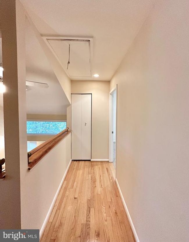 2021 Lakebreeze Way, Townhouse with 3 bedrooms, 4 bathrooms and null parking in RESTON VA | Image 35