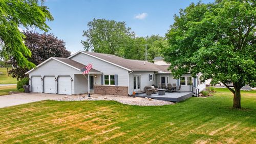 103 Paula Dr, Brooklyn, MI, 49230-9707 | Card Image