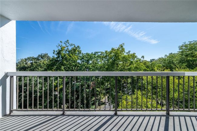 APT-511 - 100 High Point Dr, Condo with 2 bedrooms, 2 bathrooms and 1 parking in Hartsdale NY | Image 8