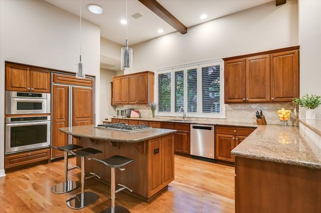 9001 Thickwoods, House other with 4 bedrooms, 5 bathrooms and 2 parking in Austin TX | Image 15