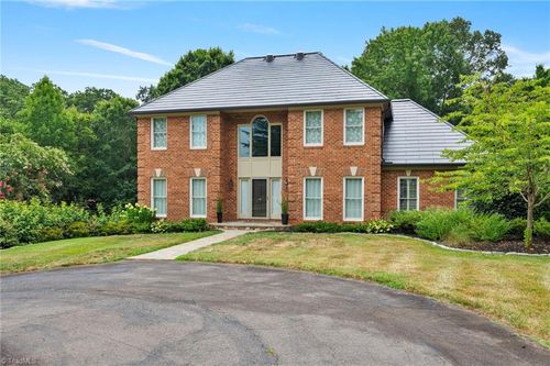 507 Bing Crosby Blvd, Bermuda Run, NC, 27006-8512 | Card Image
