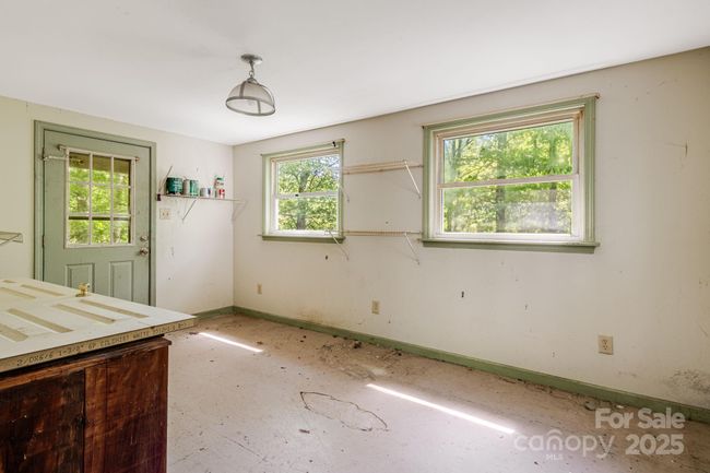 501 Deer Chase Cir, House other with 2 bedrooms, 2 bathrooms and null parking in Cedar Mountain NC | Image 18
