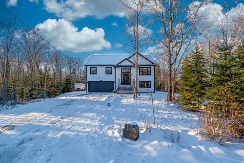 34 Ava Lane, Mount Uniacke, NS, B0N1Z0 | Card Image