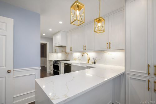 36 Waters Edge, Rye, NY, 10580-3255 | Card Image