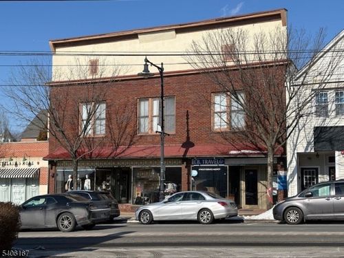 27 Olcott Sq, Bernardsville, NJ, 07924-2317 | Card Image