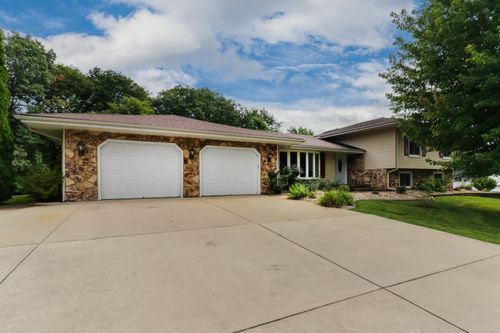 19356 Nottingham Dr, Bloomington, IL, 61705-5387 | Card Image