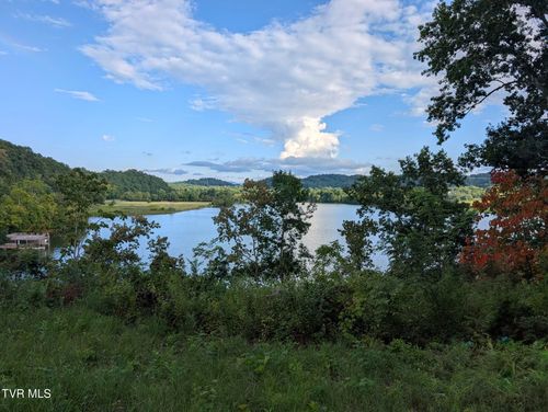 1199 N Austin Springs Rd, Piney Flats, TN, 37686-4646 | Card Image