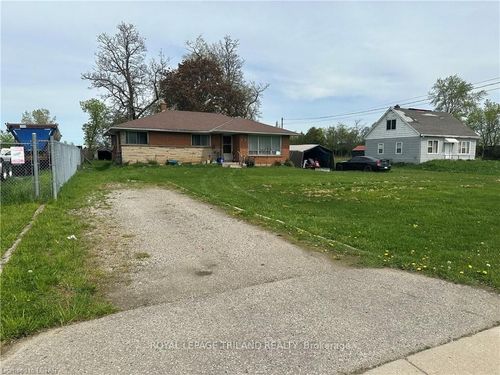 1780 Gore Rd, London, ON, N5W6B8 | Card Image