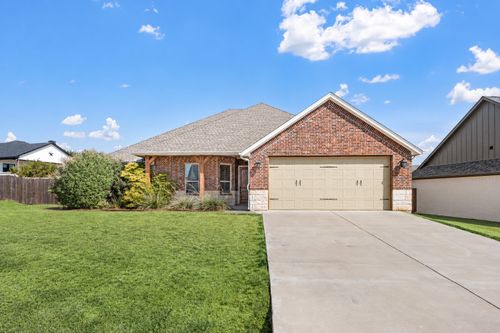 5002 Wearing Way Dr, Granbury, TX, 76049-5621 | Card Image