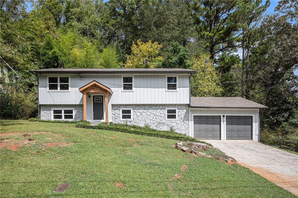 Raven Valley Ct, Decatur, GA 30035