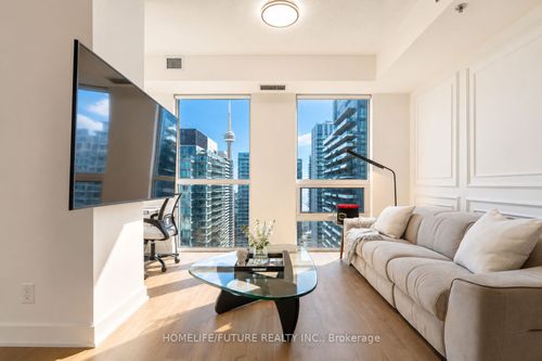 3805-318 Richmond Street W, Toronto, ON, M5V0B4 | Card Image