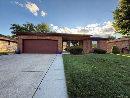 39217 Bramblebush Ct, Clinton Township, MI, 48038-2807 | Card Image
