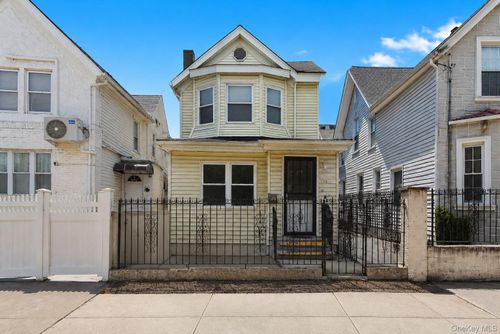180 Fountain Ave, Brooklyn, NY, 11208-2514 | Card Image