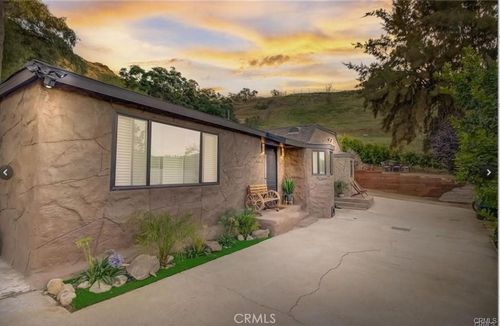9578 Sunland Blvd, Shadow Hills, CA, 91040-1338 | Card Image