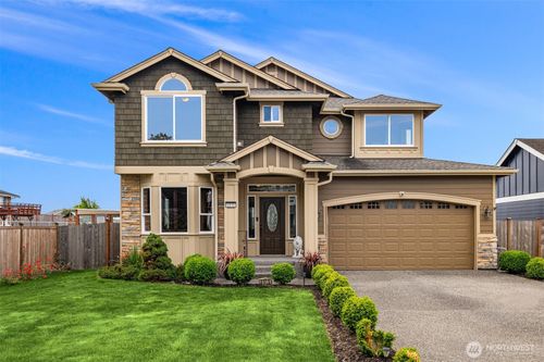 6916 37th Pl Ne, Marysville, WA, 98270-7019 | Card Image
