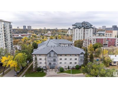 10403 98 Ave Nw, Condo with 2 bedrooms, 1 bathrooms and null parking in Edmonton AB | Image 3