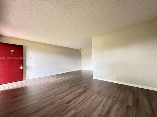 apt-106t-151 135th Ter, Pembroke Pines, FL, 33027-1627 | Card Image