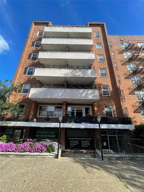 6e-100-26 67 Road, New York, NY, 11375 | Card Image