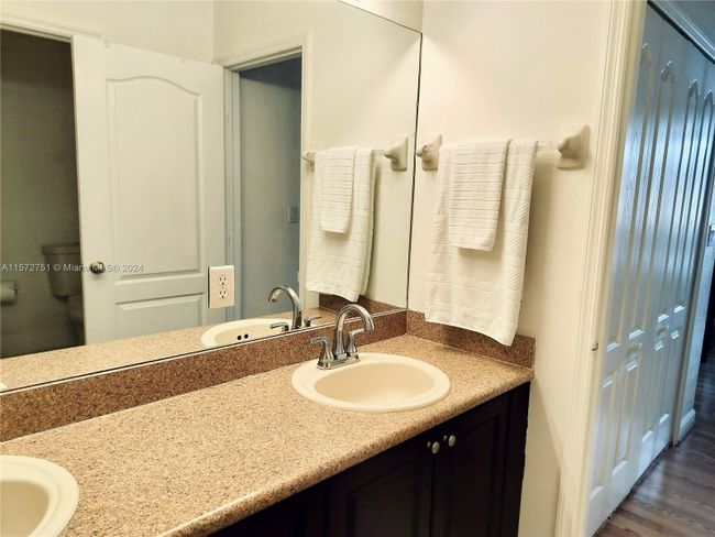 953 Sw 149 Th Ct, Townhouse with 4 bedrooms, 3 bathrooms and null parking in Miami FL | Image 21