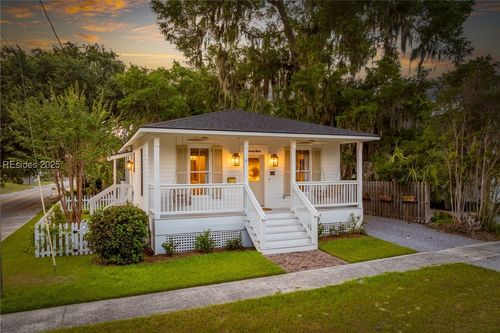 1711 Duke St, Beaufort, SC, 29902-4423 | Card Image
