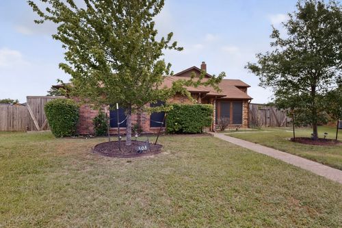 508 Justice St, Cedar Hill, TX, 75104-2238 | Card Image