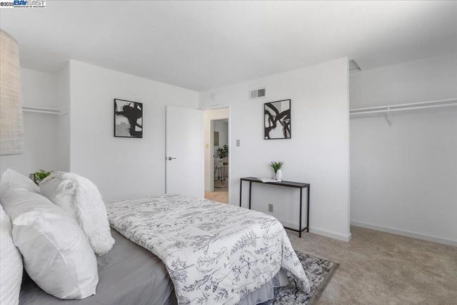 20 Martgate Street, House other with 3 bedrooms, 2 bathrooms and 2 parking in Daly City CA | Image 25