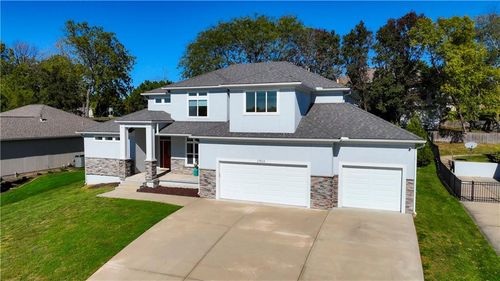 17012 E 38th Ter S, Independence, MO, 64055-6793 | Card Image