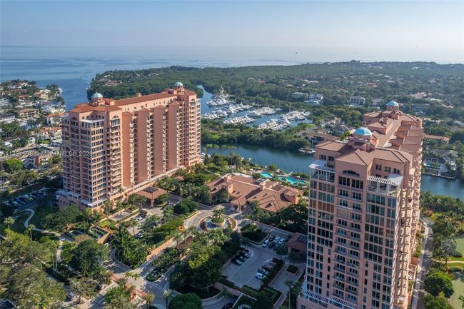 6C - 60 Edgewater Dr, Condo with 3 bedrooms, 4 bathrooms and null parking in Coral Gables FL | Image 35