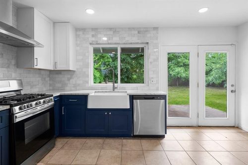 1401 Meadowmear Dr, Austin, TX, 78753-4423 | Card Image