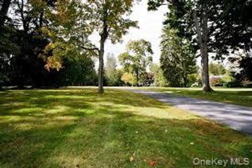 122 Lincoln Ave, Purchase, NY, 10577-2311 | Card Image