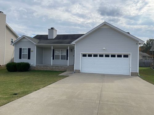 365 Andrew Dr, Clarksville, TN, 37042-5152 | Card Image