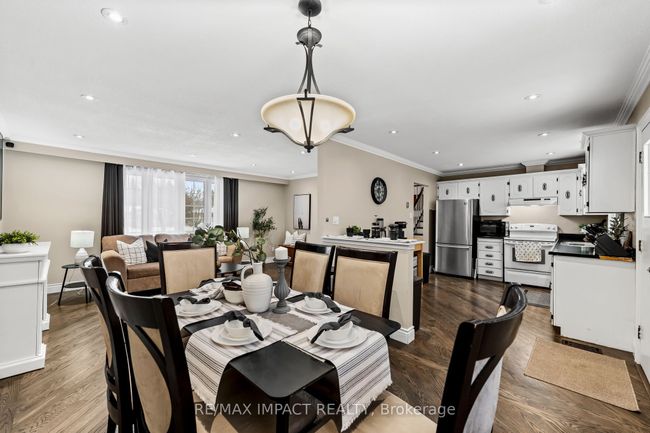 1158 Weller St, House other with 6 bedrooms, 2 bathrooms and 4 parking in Peterborough ON | Image 7