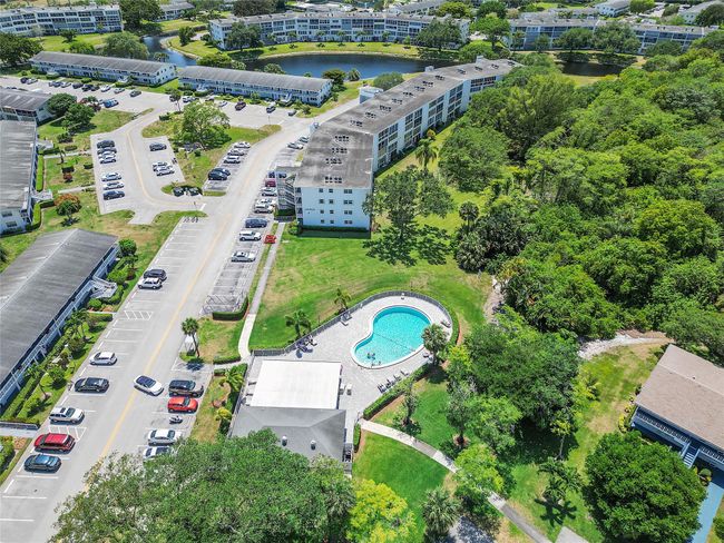373 - 373 Tilford R, Condo with 1 bedrooms, 2 bathrooms and null parking in Deerfield Beach FL | Image 16