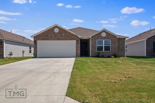 20792 Meadow St, Kellyville, OK, 74039-1508 | Card Image