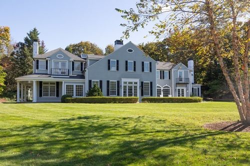 10 Martins Ln, Hingham, MA, 02043 | Card Image