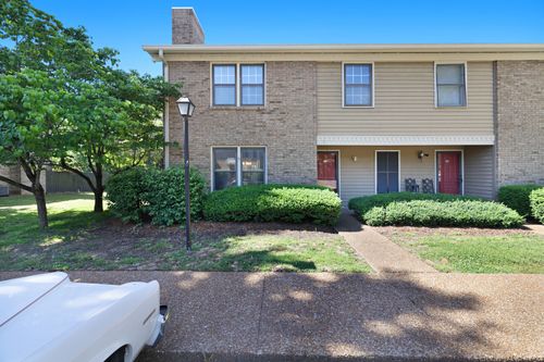 222 Westfield Dr, Nashville, TN, 37221-1404 | Card Image