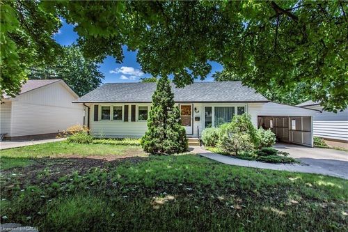 lower-118 Jacobson Ave, Saint Catharines, ON, L2T3A5 | Card Image