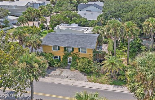 301 2nd St, Atlantic Beach, FL, 32233-5229 | Card Image